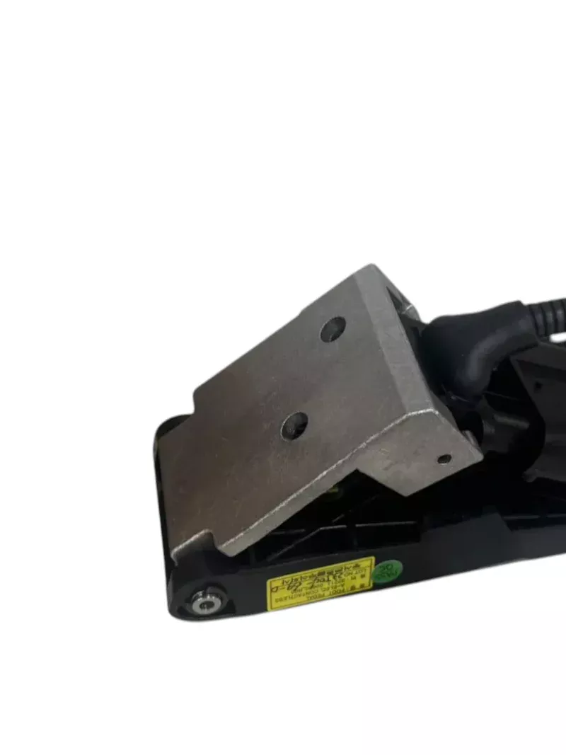 Педаль газа электрическая DW TRUCK , BH120 FX120 (6-конт., без ролика) (DAEWOO)