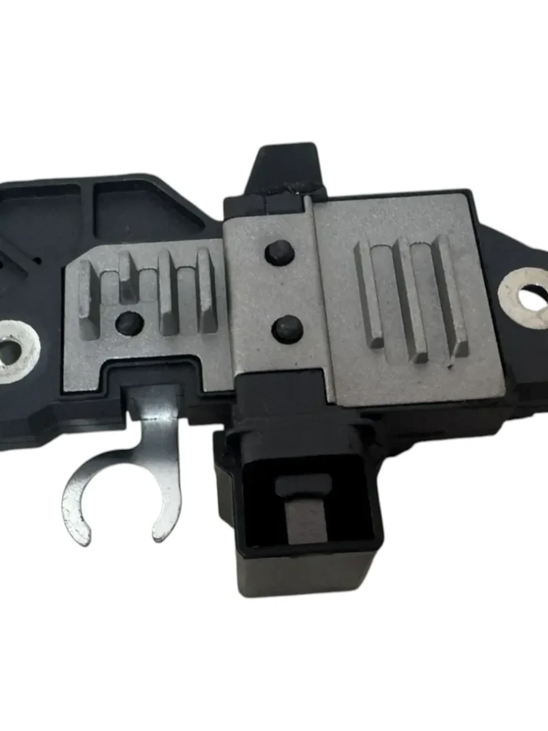 Реле регулятор напряжения АНАЛ0Г Bosch (RB0297A) ,F00M144119